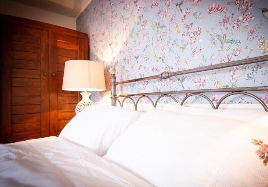 The Blue Cat Hotel Kenmare Bagian luar foto